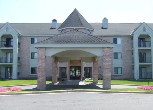 Property at 10405 45th Ave N Unit 205, Plymouth, MN, 55442, 1 bed, 1 bath, [object Object]
