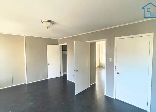 Property at 101 N George St Unit 2, Pottsville, PA, 17901, 1 bed, 1 bath, [object Object]