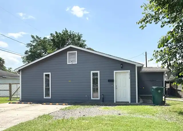 Property at 601 Main St Unit B, Pasadena, TX, 77506, 2 beds, 1 bath, [object Object]