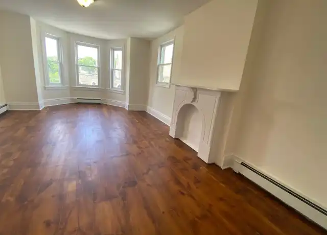 Property at 115 South St Unit 3, Newburgh, NY, 12550, 2 beds, 1 bath, [object Object]