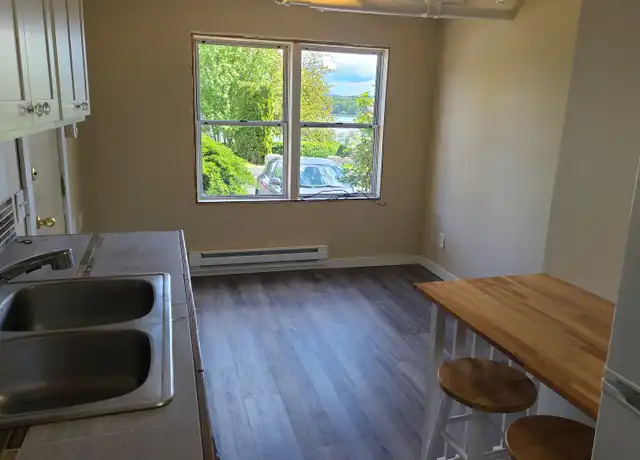 Property at 405 S 2nd St Unit 3, St Helens, OR, 97051, 1 bed, 1 bath, [object Object]