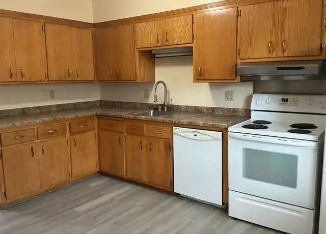 Property at 11310 W North Ave Unit 11312 (Upper), Wauwatosa, WI, 53226, 2 beds, 1 bath, [object Object]
