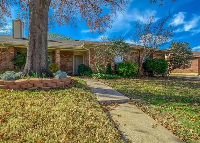 Property at 1113 Oaklawn Ct, Bedford, TX, 76022, 2 beds, 2 baths, [object Object]