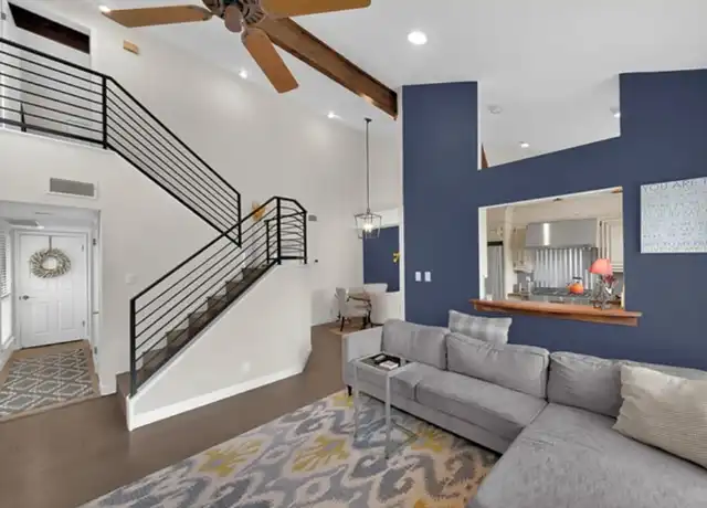 Property at 4404 Travis Country Cir Unit E4, Austin, TX, 78735, 2 beds, 2 baths, [object Object]