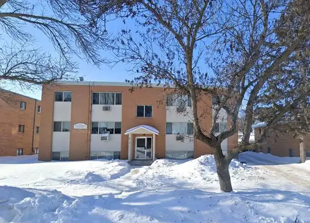 Property at College Park Apartments - 915-918 1/2 St S, Moorhead, MN, 56560, 0-3 beds, 1-2 bath, [object Object]
