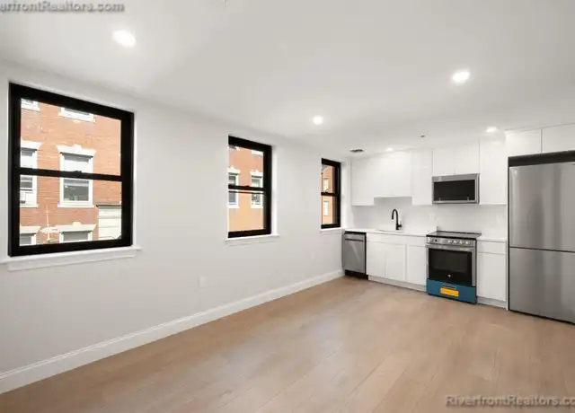 Property at 176 Salem St Unit 1, Boston, MA, 02113, 1 bed, 1 bath, [object Object]