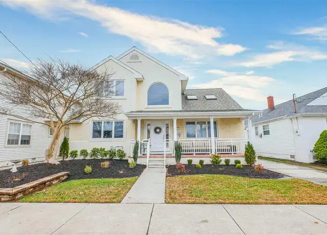 Property at 25 N Frontenac Ave, Margate City, NJ, 08402, 5 beds, 3 baths, [object Object]