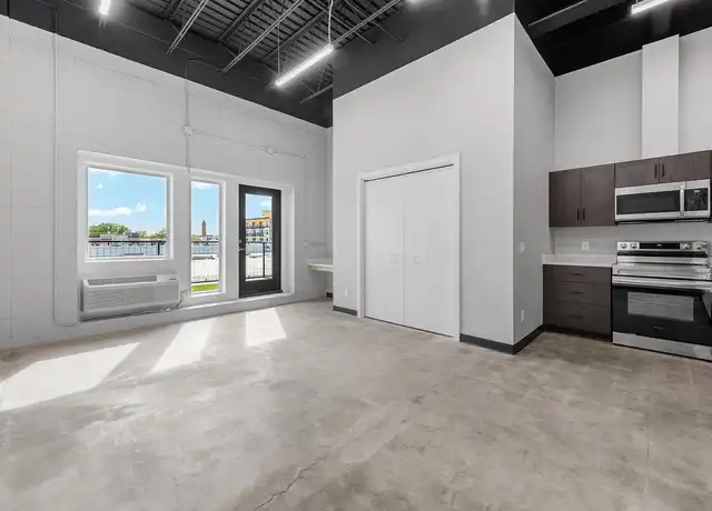 Property at 9th St Lofts - 801 SE 9th St, Minneapolis, MN, 55414, 0 beds, 1 bath, [object Object]