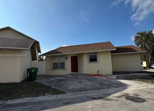 Property at 2360 SW 80th Ter, Miramar, FL, 33025, 2 beds, 1 bath, [object Object]