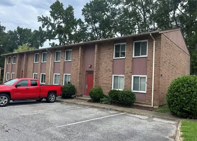 Property at 1575 Briarfield Rd Unit 1A, Hampton, VA, 23666, 2 beds, 1 bath, [object Object]