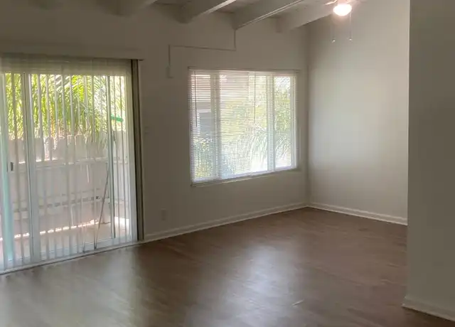 Property at 10235 Darby Ave Unit 10235-5, Inglewood, CA, 90303, 1 bed, 1 bath, [object Object]