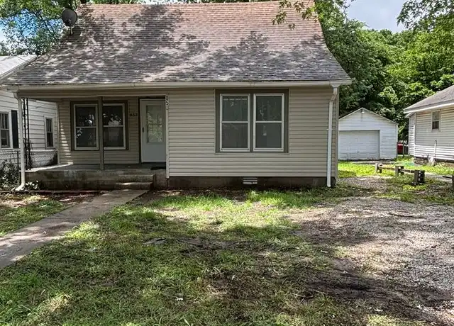 Property at 853 S Nettleton Ave, Springfield, MO, 65806, 3 beds, 2 baths, [object Object]
