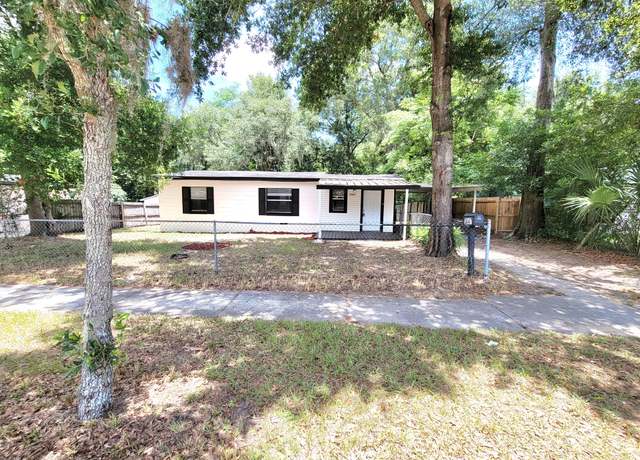 Photo of 3647 Eve Dr W, Jacksonville, FL 32246