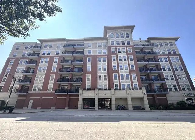 Property at 656 Pearson St Unit 608C, Des Plaines, IL, 60016, 1 bed, 1 bath, [object Object]