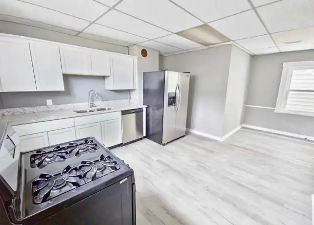 Property at 1051 Barret Ave Unit 2, Louisville, KY, 40204, 0 beds, 1 bath, [object Object]