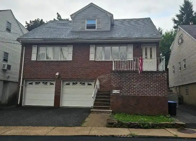 Property at 39 Elm Ave, Fairview, NJ, 07022, 2 beds, 1 bath, [object Object]