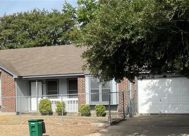 Property at 2406 Patsy Pkwy, Austin, TX, 78744, 2 beds, 2 baths, [object Object]
