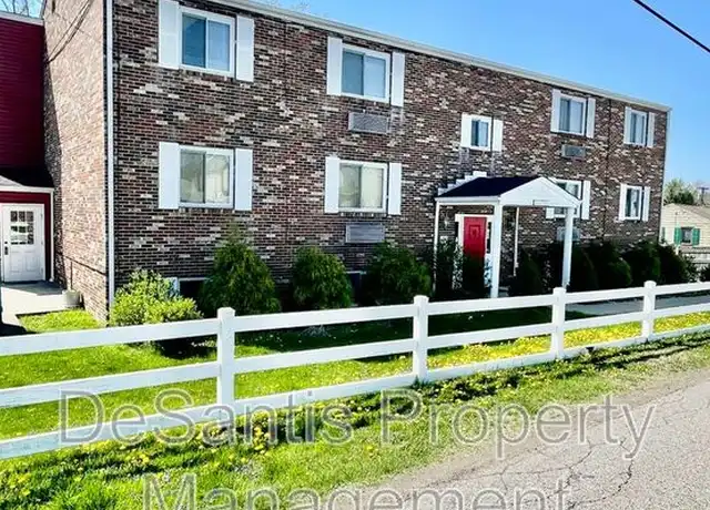 Property at 946 Carle St Unit 10, Baden, PA, 15005, 1 bed, 2 baths, [object Object]