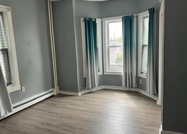 Property at 428 Salem St Unit 1, Malden, MA, 02148, 1 bed, 1 bath, [object Object]