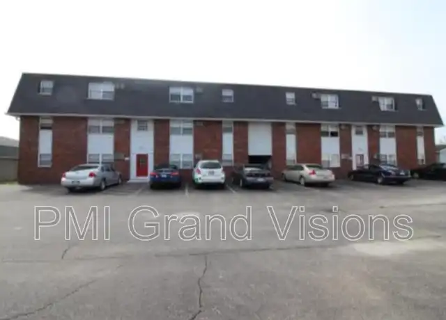 Property at 24 W Buchanan Ave Unit 21, Charleston, IL, 61920, 2 beds, 1 bath, [object Object]