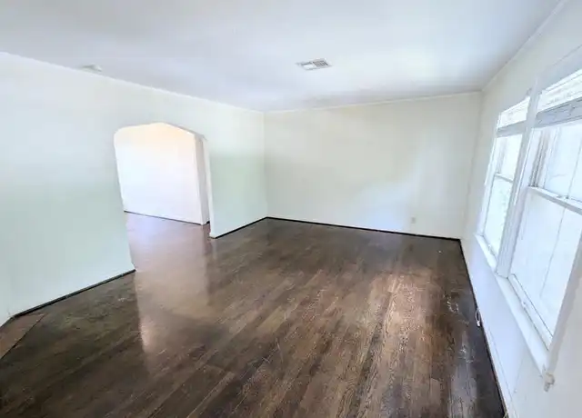 Property at 1406 Castle Ct Unit 2, Houston, TX, 77006, 2 beds, 1 bath, [object Object]