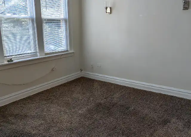 Property at 2918 S Haynes Ct Unit 2R, Chicago, IL, 60608, 2 beds, 1 bath, [object Object]
