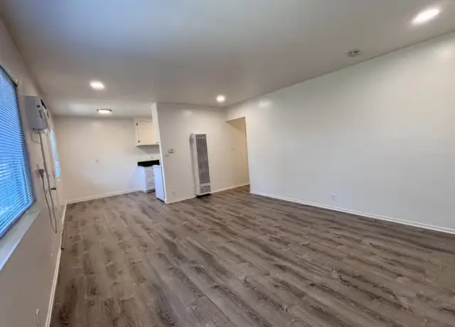 Property at 1895 San Vincente Dr Unit 17, Concord, CA, 94519, 2 beds, 1 bath, [object Object]