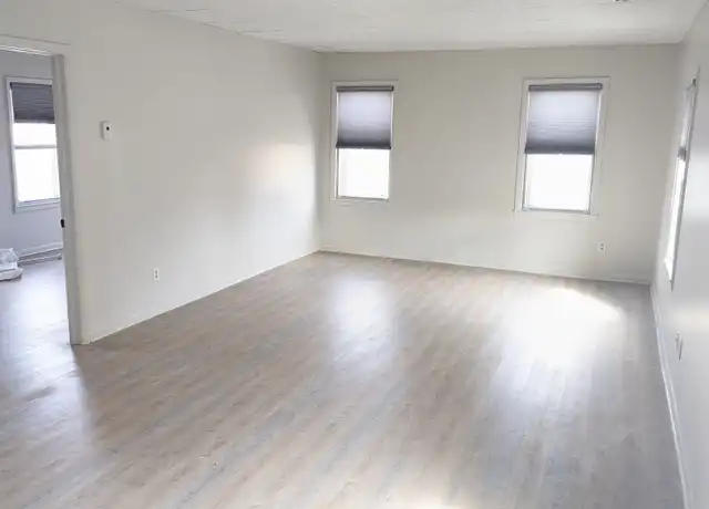 Property at 108 S Ann Arbor St Unit 1, Saline, MI, 48176, 1 bed, 1 bath, [object Object]