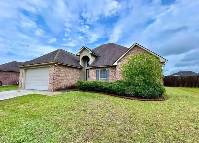 Property at 17634 Hoods Ridge Dr, Prairieville, LA, 70769, 3 beds, 2 baths, [object Object]