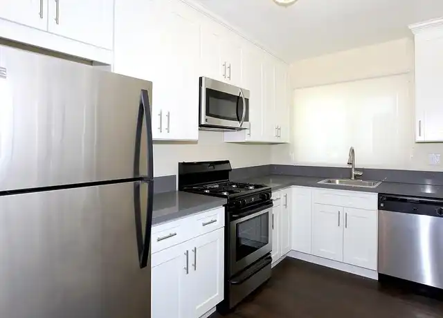 Property at Chateau Belmont Shores - 40 Bay Shore Ave, Long Beach, CA, 90803, 2 beds, 1 bath, [object Object]