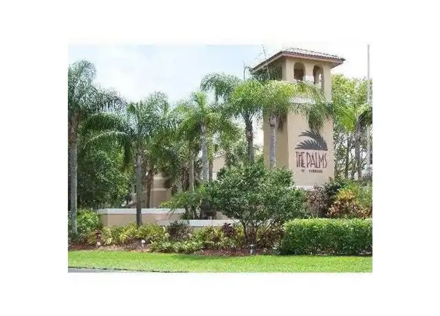 Property at 221 Palm Cir E, Pembroke Pines, FL, 33025, 2 beds, 2.5 baths, [object Object]