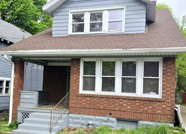 Property at 18 W 29th St, Erie, PA, 16508, 3 beds, 1 bath, [object Object]