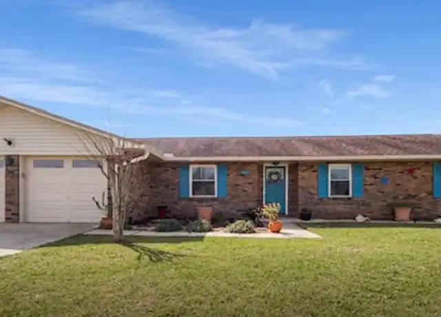 Property at 325 Alexander Dr, Lynn Haven, FL, 32444, 3 beds, 2 baths, [object Object]