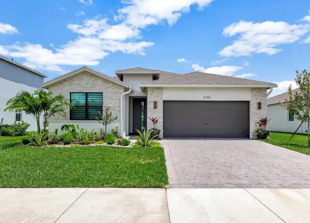 Property at 5795 SE Skyblue Cir, Stuart, FL, 34997, 4 beds, 2 baths, [object Object]