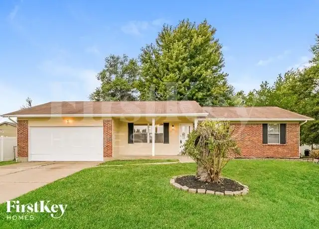 Property at 103 Del Oro Dr, Saint Peters, MO, 63376, 5 beds, 3 baths, [object Object]