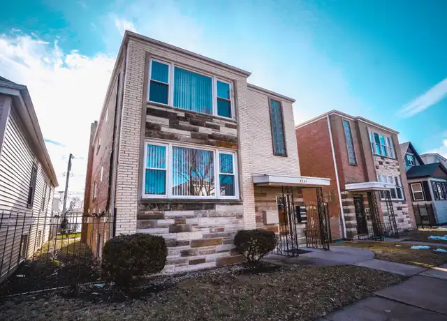 Property at 5731 W Giddings St Unit 1, Chicago, IL, 60630, 3 beds, 1 bath, [object Object]