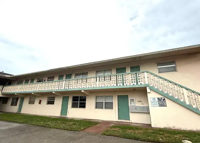 Property at 290 NE 40th St #16, Oakland Park, FL, 33334, 2 beds, 1 bath, [object Object]