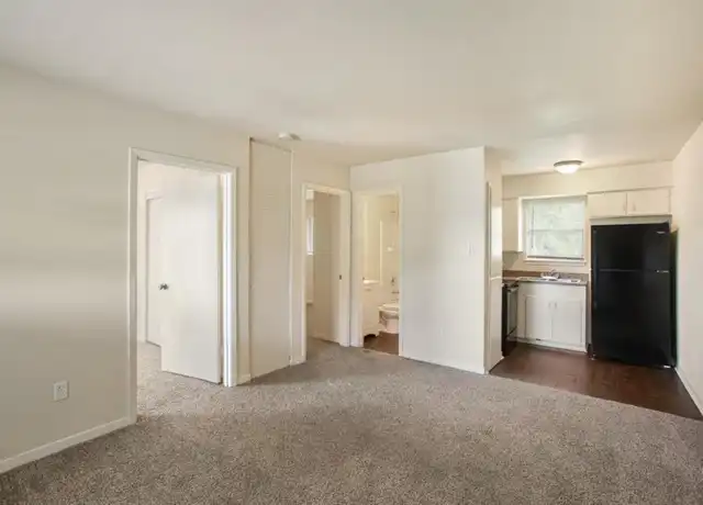 Property at 5415 3 Rd St Unit 3, Danbury, TX, 77534, 2 beds, 1 bath, [object Object]