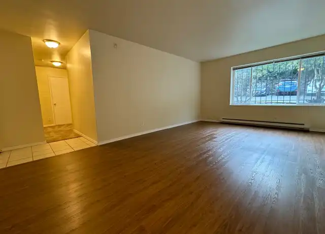 Property at 509 19th Ave E Unit 101, Seattle, WA, 98112, 2 beds, 1 bath, [object Object]