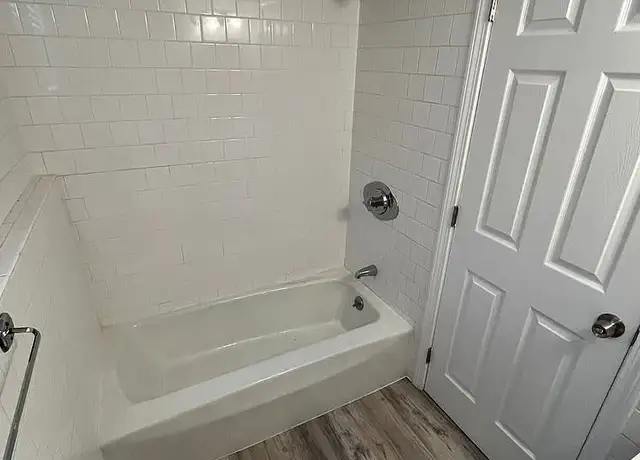 Photo of 101 Upton St, Grafton, MA 01519