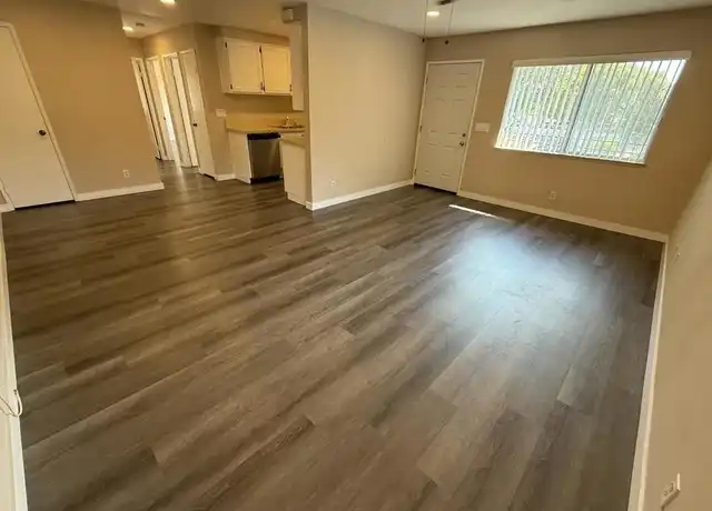 Property at 2690 Anchor Ave, Port Hueneme, CA, 93041, 2 beds, 1 bath, [object Object]