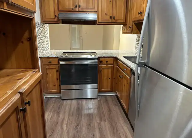 Property at 306 E Moore St Unit G, Valdosta, GA, 31602, 2 beds, 2 baths, [object Object]