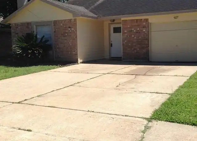 Property at 927 Three Forks Dr, Katy, TX, 77450, 2 beds, 2 baths, [object Object]