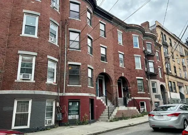 Property at 11A Linden St, Allston, MA, 02134, 3 beds, 1 bath, [object Object]
