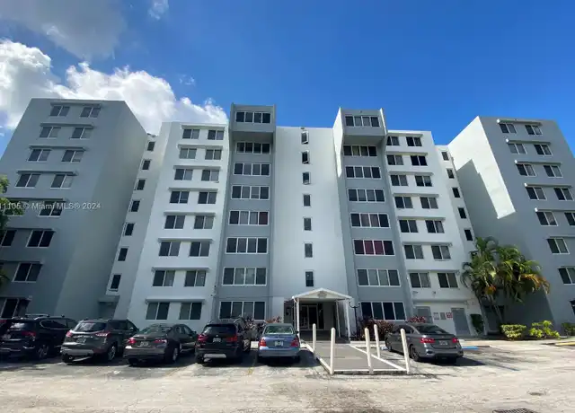 Property at 9143 SW 77th Ave Unit B405, Miami, FL, 33156, 1 bed, 1 bath, [object Object]