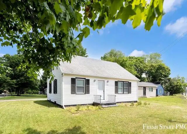Property at 3110 W Michigan Ave, Kalamazoo, MI, 49006, 4 beds, 1.5 baths, [object Object]