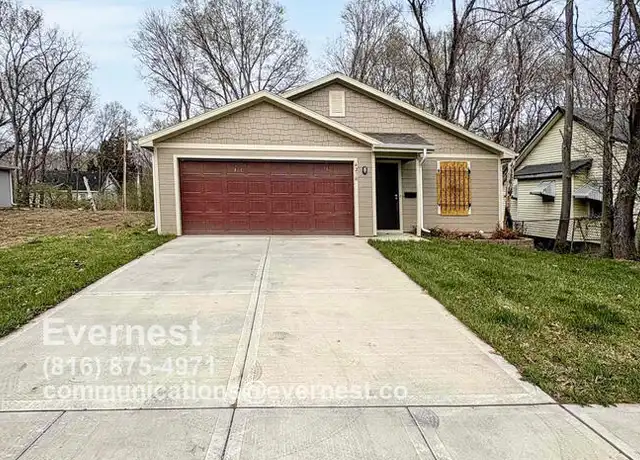 Property at 4230 Park Ave, Kansas City, MO, 64130, 4 beds, 2 baths, [object Object]