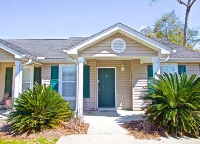 Property at 7955 Ruskin Rd, North Charleston, SC, 29418, 3 beds, 2 baths, [object Object]
