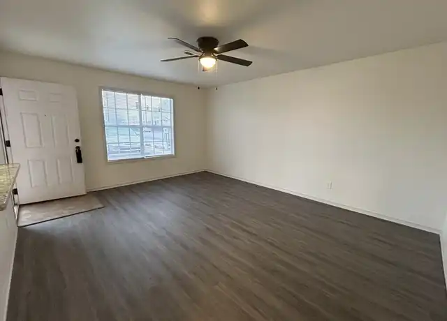 Property at 329 Berry St Unit 103, Springdale, AR, 72764, 2 beds, 2 baths, [object Object]