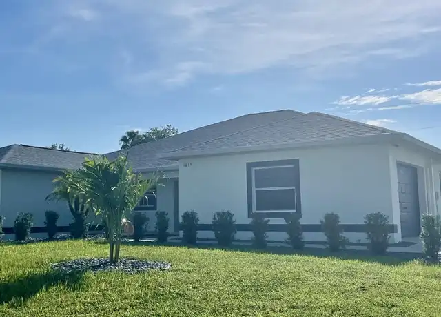Property at 1015 Andalusia Blvd, Cape Coral, FL, 33909, 3 beds, 2 baths, [object Object]